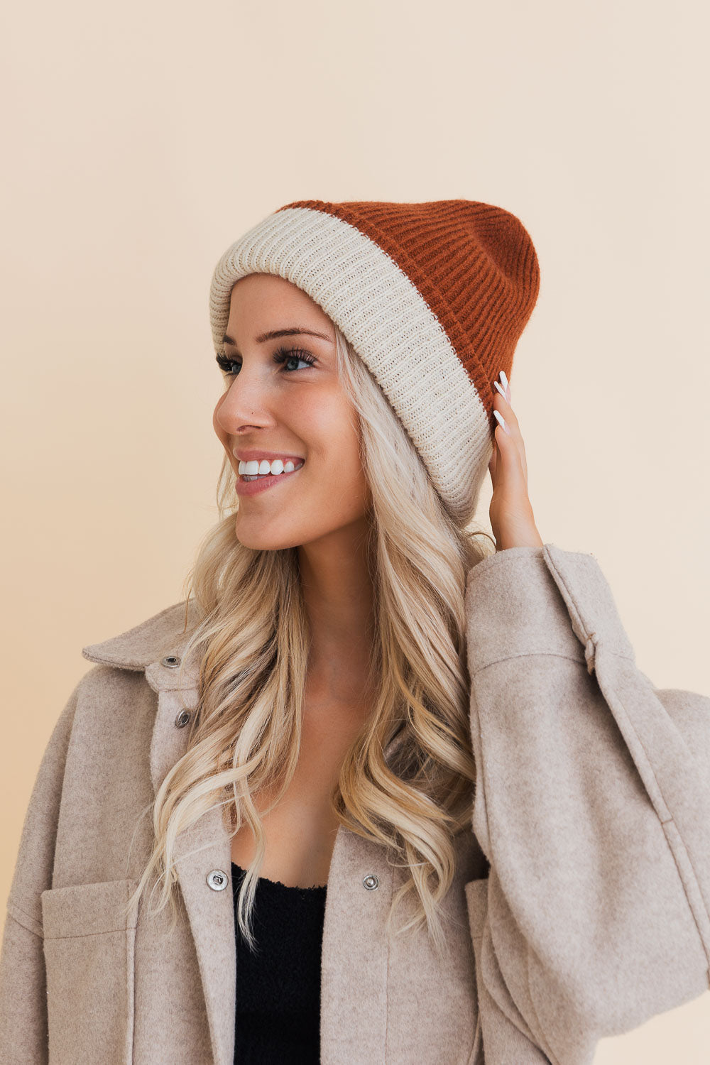 The Two-Tone Knit Beanie – Apparel Eastern